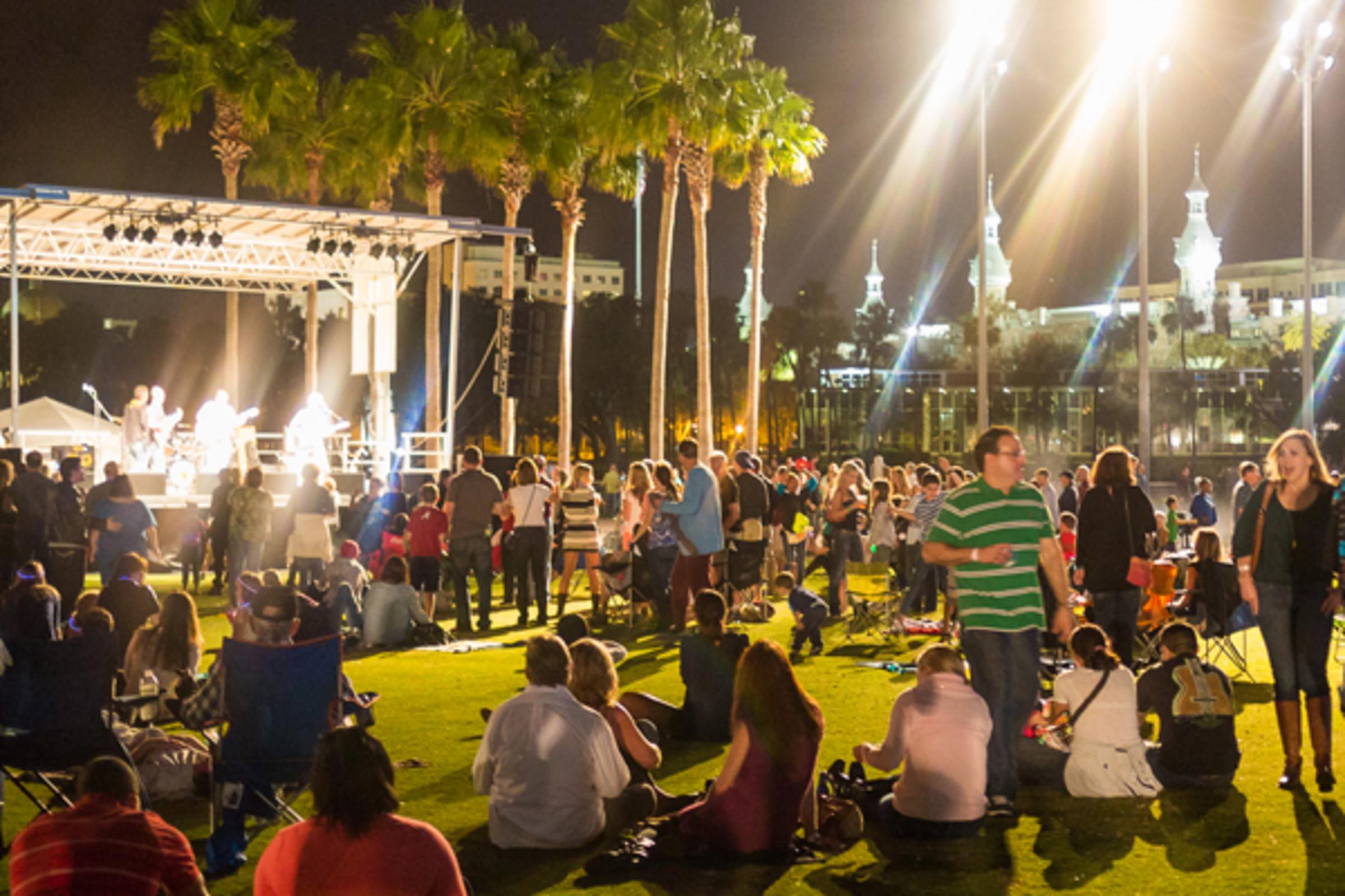 CURTIS HIXON WATERFRONT PARK