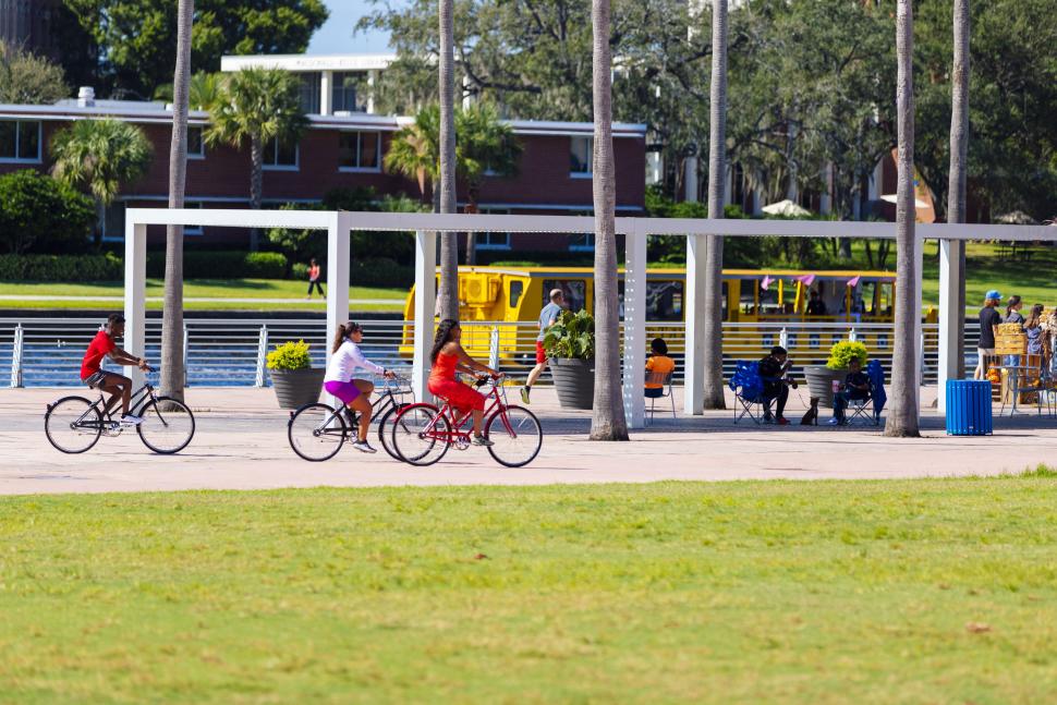 Curtis Hixon Park bike